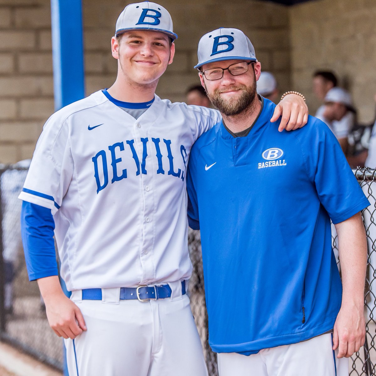 theetjc's tweet photo. I am getting unreasonably excited for #Baseball season, maybe its because I ran into #AcePitcher @CjNovicky Friday night or because this snow has me going #StirCrazy, either or see you soon @Bwickbaseball https://t.co/ZSk58m8coE