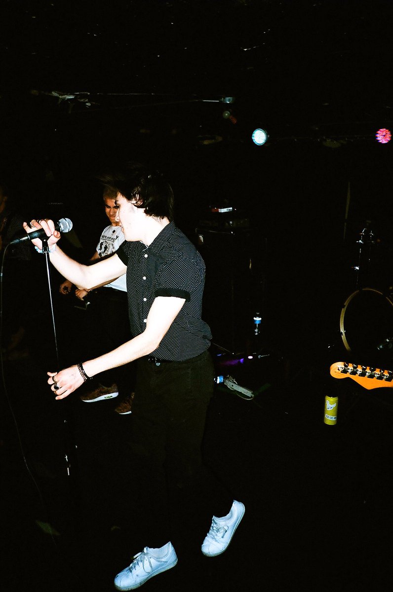 llhumans's tweet photo. @baselinebandaz farewell show • 2/9/2019 • 📷: @E_Daniels_ https://t.co/Zm8hJPiRI3