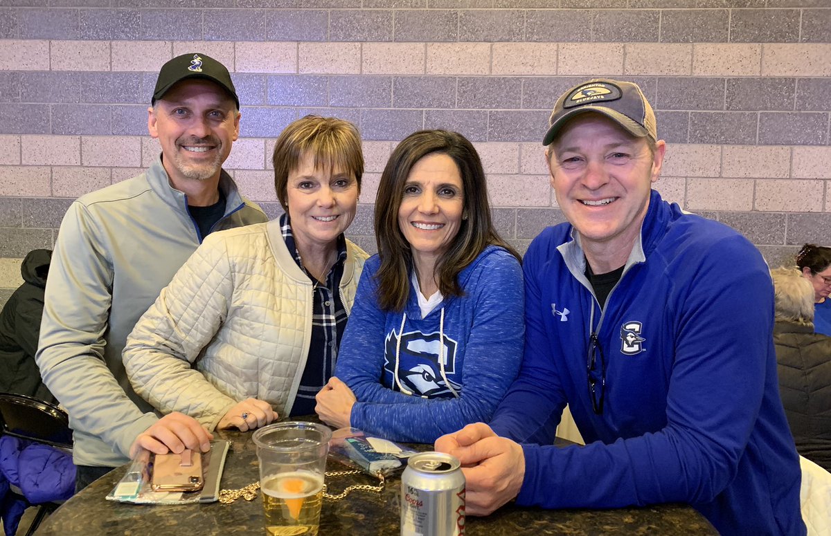 abgarrett66's tweet photo. Sundays are better with friends and the Jays #GoJays https://t.co/87nRxKmRSq