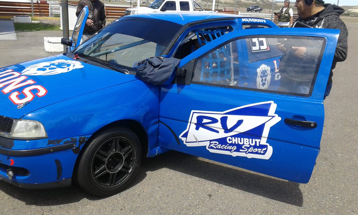 asocmaryvalle's tweet photo. 18 días para la vuelta del campeonato 2019 de automovilismo de pista. El regreso del #TCPatagonico y las cuatro categorías #Gol #R12 #TP1100 y #TCAustral. #MaryValle #Trelew #Chubut2019 . 8-9 y 10 de marzo. https://t.co/ZHxR5kcdrA