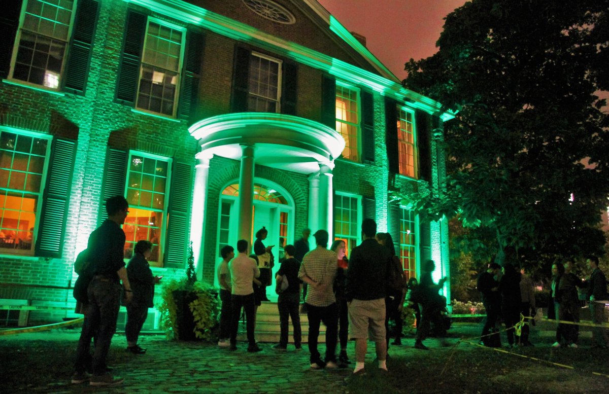 CampbellHouseTO's tweet image. Don&apos;t forget, the February Edition of @Common_Readings, the popular literary reading series, is tomorrow evening from 7-9 PM. Come for the words and the wine! Admission is Pay-What-You-Can

Photos: Elyse Friedman