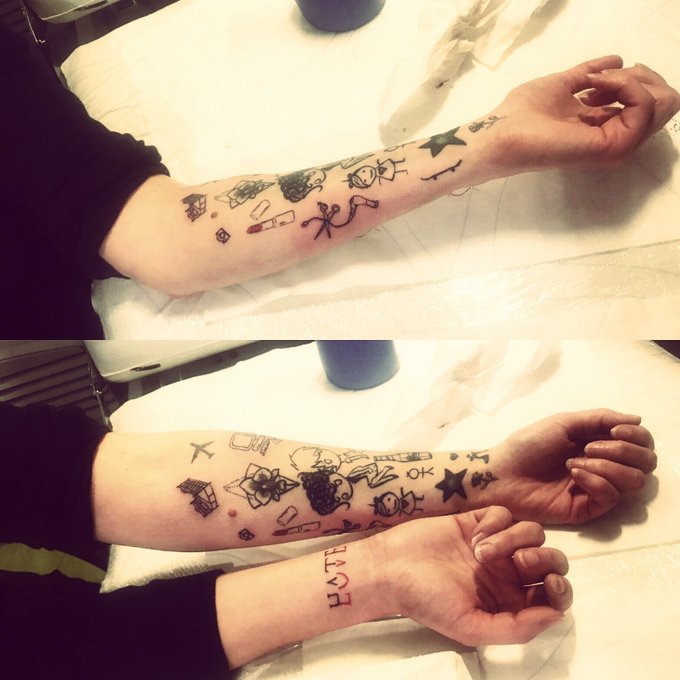 New style and new tattoos 😇 https://t.co/4YUu8QbrvT