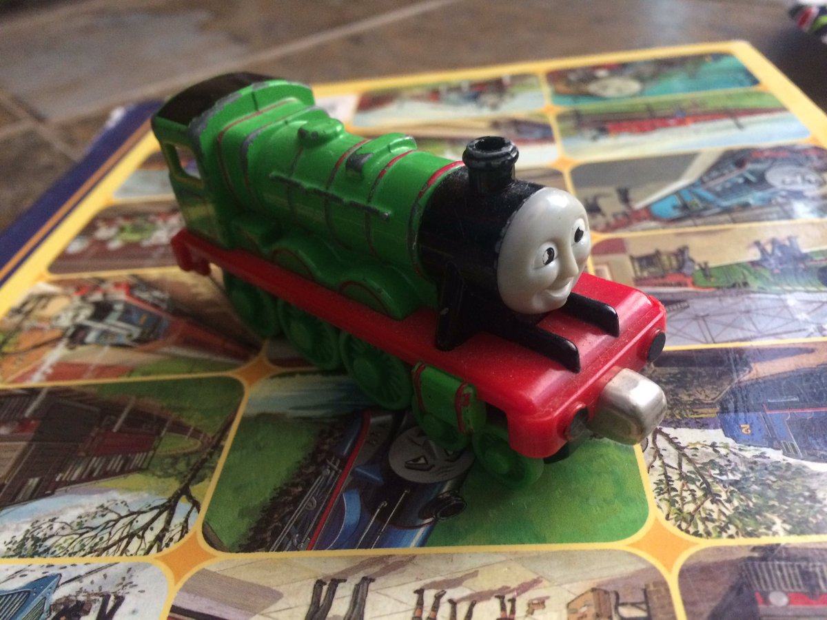 GWRModeller's tweet photo. @BTrains2 Henry needs that tender https://t.co/OK0j4Q7P1t