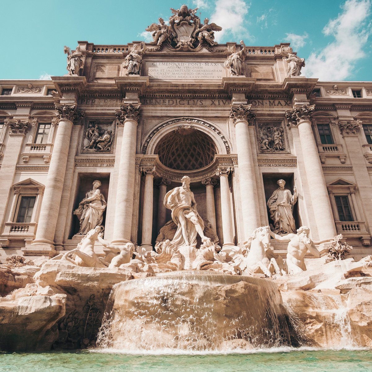 Trabber's tweet image. ¿Te apetece una escapada #Roma? 🍝

Descubre las mejores ofertas para viajar barato a la Ciudad Eterna 😉✈️ #FelizFinde trabber.es/vuelos-a-roma-…