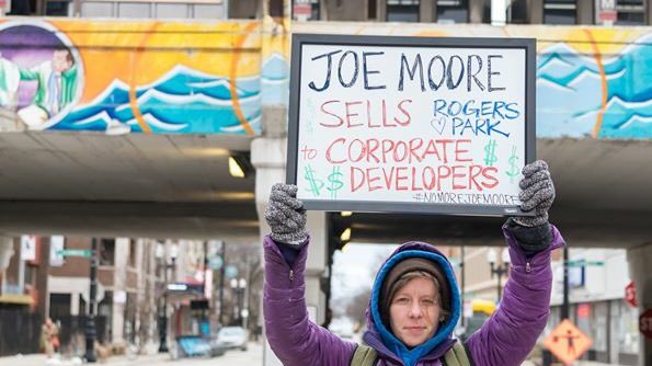 NoMoreJoeMoore1's tweet photo. Joe Moore sells out #RogersPark to corporate developers • #NoMoreJoeMoore #CityCouncilCleanUp https://t.co/S5nd87nn3B