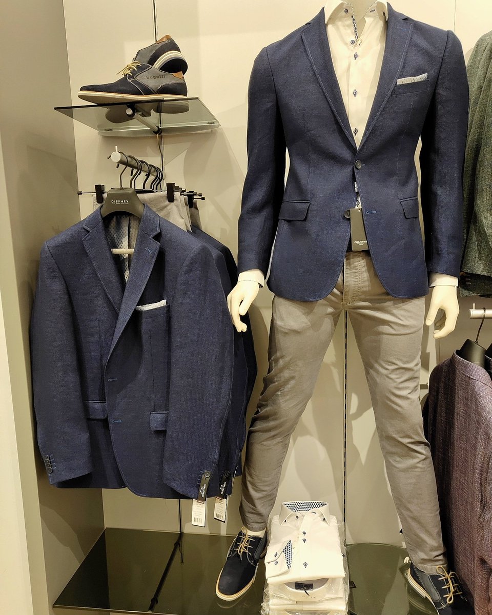 DiffneyFM's tweet photo. Get ready for the Summer..
#smartcasual #mensfashion #styleblogger #welldressed #diffneydistinction #diffneysince1949 https://t.co/CI2rWJGdJK