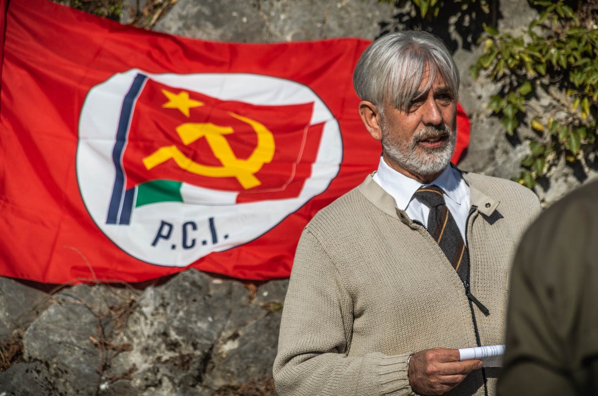 PCITreviso's tweet photo. Oggi 17 febbraio 2019, a Peron di #Sedico, abbiamo commemorato i due martiri assassinati dai nazifascisti, Francesco "Checco" Da Gioz e Igino D'Inca' "Faina". Presenti il #PCI di #Belluno, di #Treviso, di #Venezia, #ANPI e #ISBREC. #Veneto #partigiani #resistenza #Italia https://t.co/ZoTuO7ctA5