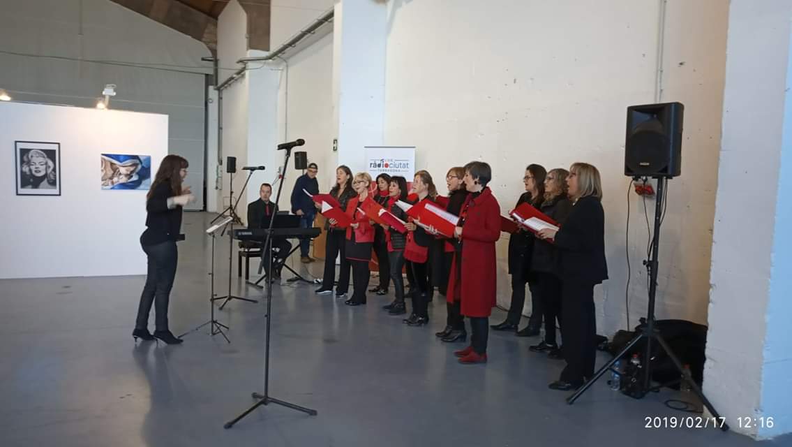 CiutatCor's tweet photo. Concert d'avui al Refugi 1 en motiu de l'acte cloenda de l'exposició de pintures organitzat pel sindicat d'iniciativa i turisme i pel @PortdeTarragona . Molt contentes de poder participar. @RCTgn @quimespinosa @npamies https://t.co/5XedRonZIJ