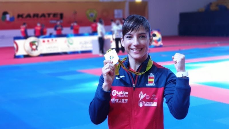 loremariani26's tweet photo. Bravo por este pedazo de equipo de karate español!!! Demostrando lo mucho que valen! Enormes! Ejemplo @sandrasankarate @DamianHQuintero @fransalazar86 @Pepekrt @SrgioGalanLopez https://t.co/P4Yq2WefxL