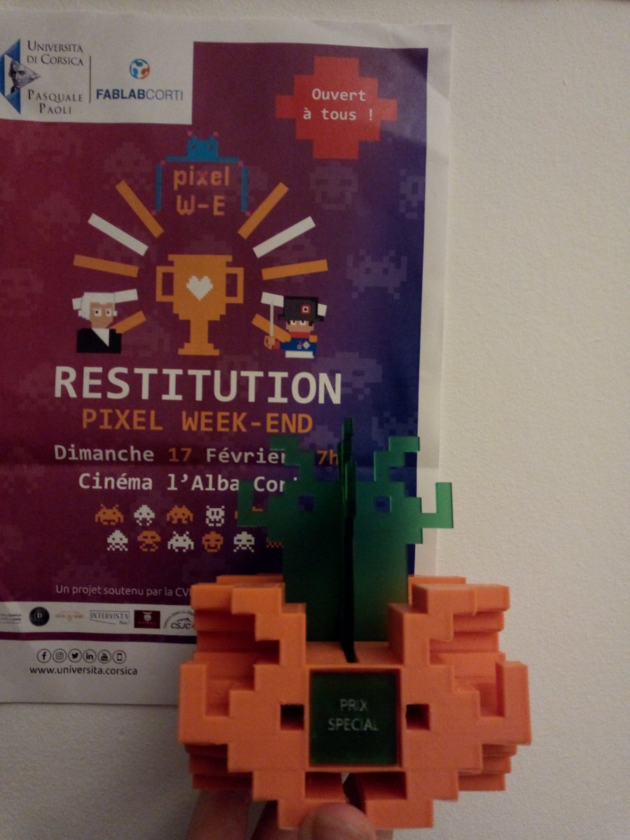 Antic_Lions's tweet photo. Belle fin de journée et un prix spécial du jury remporté par notre équipe des @Antic_Lions ! J'adore le trophée !!!! Merci infiniment au @fablab_corti et à tous les participants ! 😘😘#pixelweekend https://t.co/vkDxbIIaVC