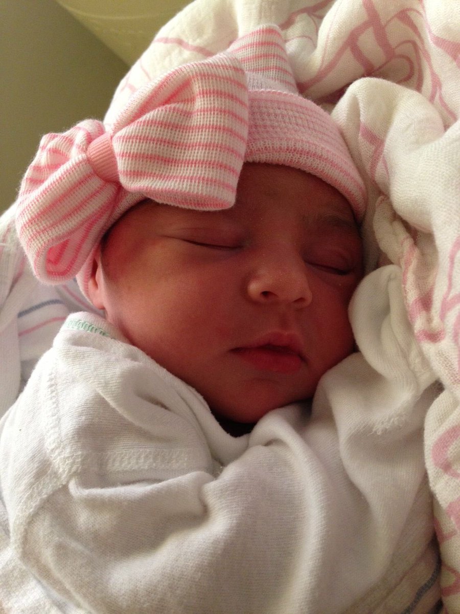 𝒸𝒽𝒶𝓇𝓁𝑜𝓉𝓉𝑒 𝒶𝓁𝑒𝓍𝒾𝓈 𝓈𝑒𝒶𝓋𝑒𝓎, 
𝒷𝑜𝓇𝓃 𝒻𝑒𝒷𝓇𝓊𝒶𝓇𝓎 𝓈𝑒𝓋𝑒𝓃𝓉𝑒𝑒𝓃𝓉𝒽, 𝓉𝓌𝑒𝓃𝓉𝓎 𝓃𝒾𝓃𝑒𝓉𝑒𝑒𝓃

𝓌𝑒𝓁𝒸𝑜𝓂𝑒 𝒾𝓃𝓉𝑜 𝓉𝒽𝑒 𝓌𝑜𝓇𝓁𝒹 𝓂𝓎 𝒶𝓃𝑔𝑒𝓁