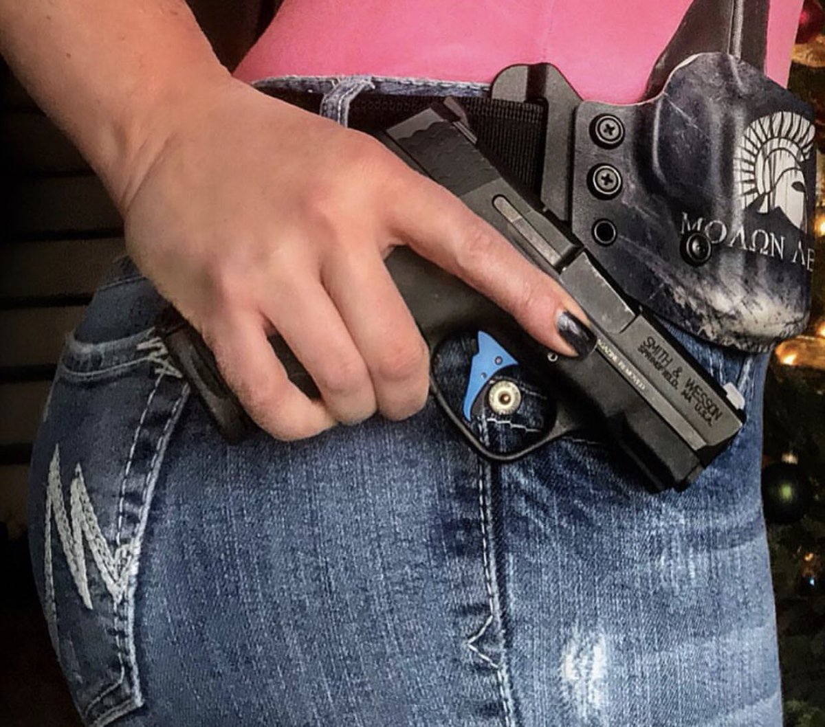 klhunter42's tweet photo. NEW !!!   ETS is now making magazines for the Sig P320, Smith and Wesson M&amp;P and the M&amp;P Shield! 
#clearlybetter #ets #stopmagthumb https://t.co/au7uYJmUzd