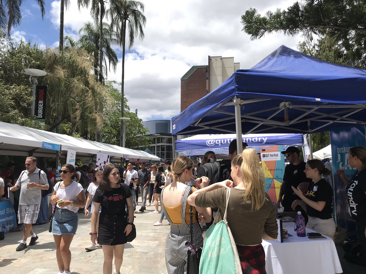 DrFurneaux's tweet image. RT acpns_qut: RT QUTfoundry: Welcome to a #uni[verse] of opportunities QUT! Learn/do #entrepreneurship QUTfoundry &amp;amp; get your #IDEASlaunched💡🚀in the Real World🌏#QUTlife