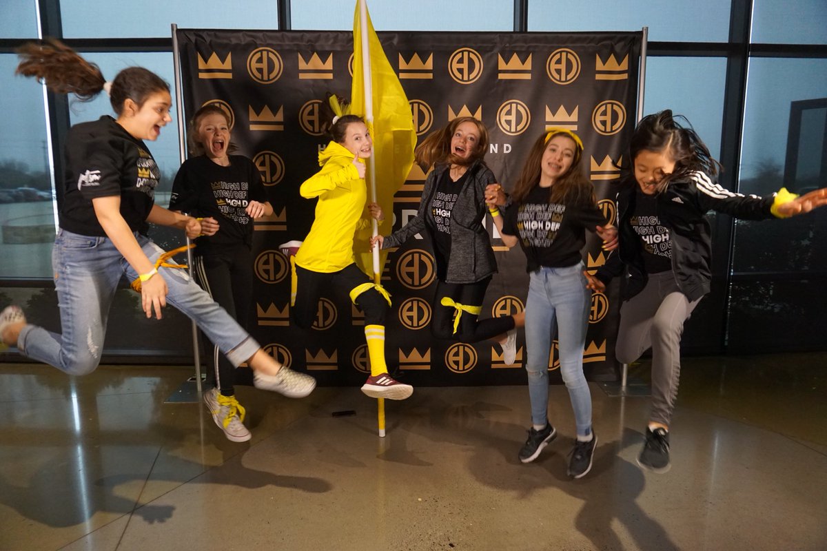Sarikwentz's tweet photo. been leading them for two and half years and i’m pretty sure they’ve  taught me more than i’ve taught them !!! https://t.co/GiWy0lT7Wi