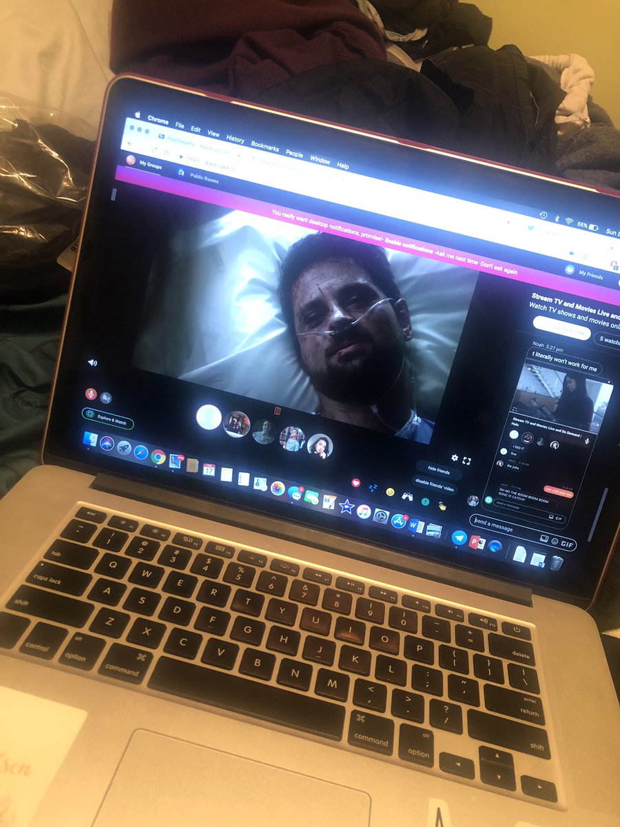 juliaaaxo17's tweet photo. #justhadacalling watch party 💙 #manifest @melissaroxburgh https://t.co/ixJ0smmdtj