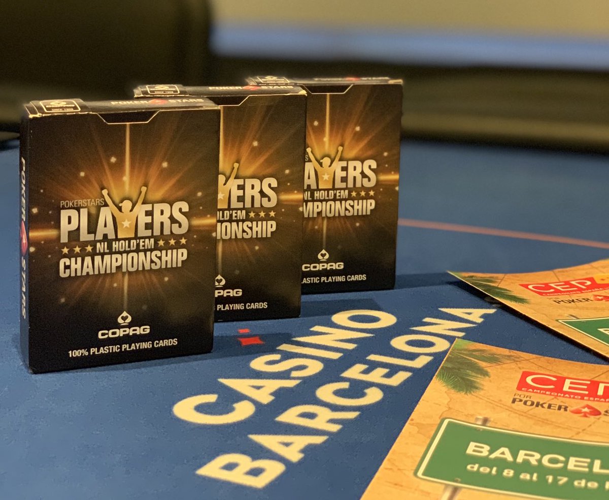 CEP_Poker's tweet photo. ⚠️ CONCURSO ⚠️
Ponemos en juego la última baraja del PSPC de @PokerStarsSpain
REQUISITOS
1) Contesta este tweet con tu podio del MAIN EVENT del #CEPBarcelona (🥇, 🥈, 🥉)
2) Pon el hashtag #CEPenDirecto
3) Sigue a @CEP_Poker y @poker_red
#YosoyCEP https://t.co/HdJJ4huEs8