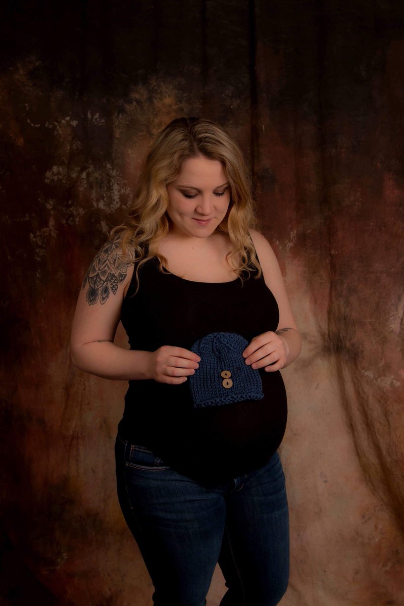 EwartLexi's tweet photo. Look how beautiful my bestie is 😍 Daine sure is making her glow! Can’t wait to meet you little man ❤️ https://t.co/K5UMapPC6y