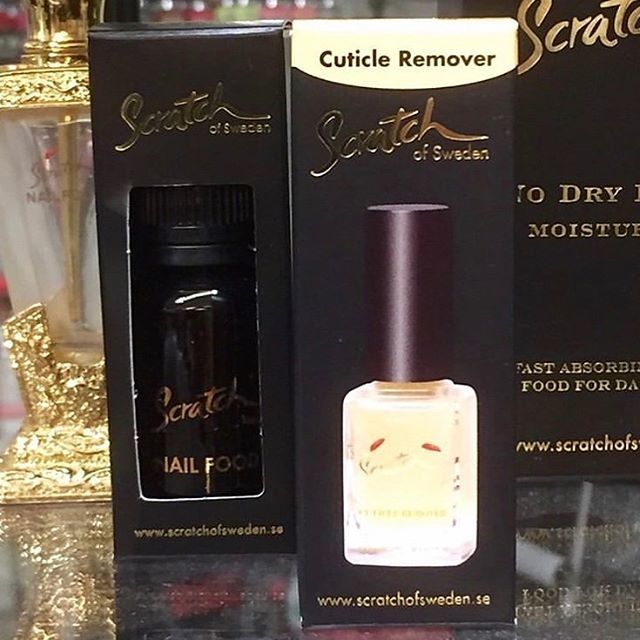 ScratchofSweden's tweet photo. Cuticle Remover - säg adjö till ovårdade överväxta nagelband! / Say goodbye to untidy overgrown cuticles! #cuticlecare #manicure #manikyr #nagelvård #scratchnailfood #nodryhandsmoisturizer #scratchnails #scratchnailsusa #scratchofsweden #nails #nailcare#… https://t.co/cBNIwKE07A https://t.co/2lqo6X7TBk