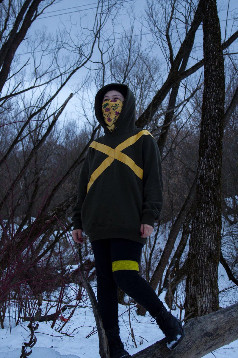 pinerycorner_v2's tweet photo. welcome to the trench
(sorry for the bad quality. literally)
#twentyonepilots #top #clique #cliqueart #trench #blurryface #joshler https://t.co/tuDQL9xzHw
