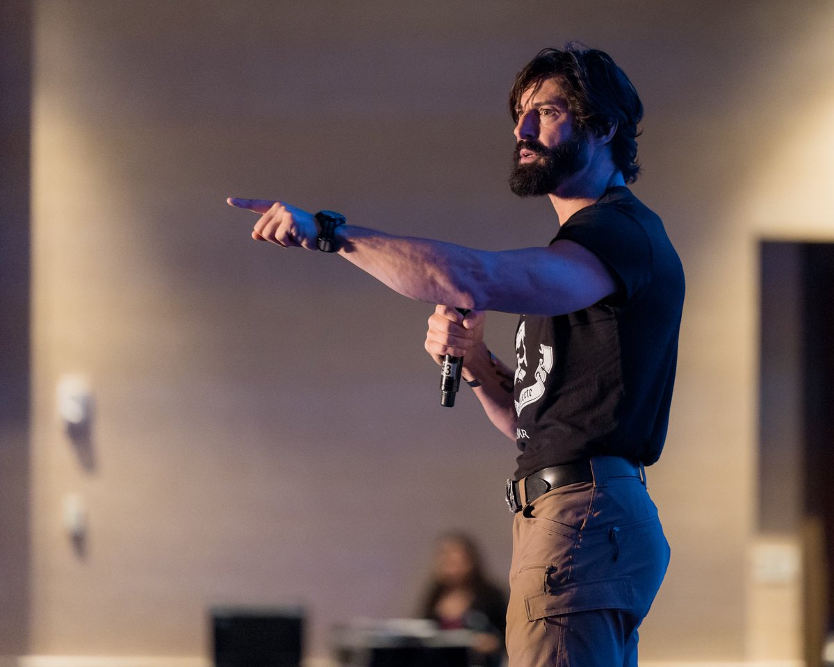 Clever Talks (@clevertalks) on Twitter photo Are you coming with us on our 40 City Tour?! Updates will be posted soon. For now here’s <a href="/realRudyReyes/">Rudy Reyes</a> showing us the beauty of Command Presence—the show of force without using force. Obtain these skills and more on our tour. Chances are you won’t look as good as Rudy though. Are you coming with us on our 40 City Tour?! Updates will be posted soon. For now here’s <a href="/realRudyReyes/">Rudy Reyes</a> showing us the beauty of Command Presence—the show of force without using force. Obtain these skills and more on our tour. Chances are you won’t look as good as Rudy though.