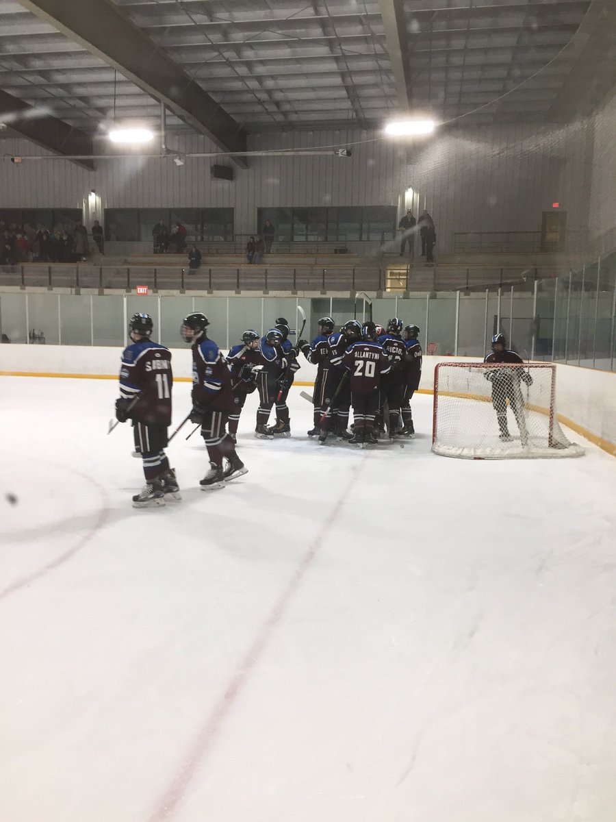 <a href="/2003_HP_Lakers/">2003 AAA HP Lakers</a> Lakerswin!!!  4-3 over @03_cyclones   On to the next series. #inagroove