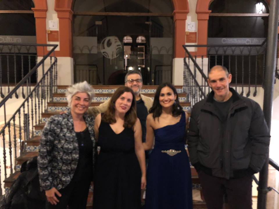 FallaElMercat's tweet photo. El duo Die Loreley, format per Belen Roig i Aida Velert, ha aconseguit el primer premi del jurat del X Concurs de Música de Cambra organitzat per la @FallaElMercat i l'@AjuntAlzira amb la col·laboració de la @smalzira. El Sordidum Quartet ha obtingut el premi del públic. https://t.co/LIm3maPaoI