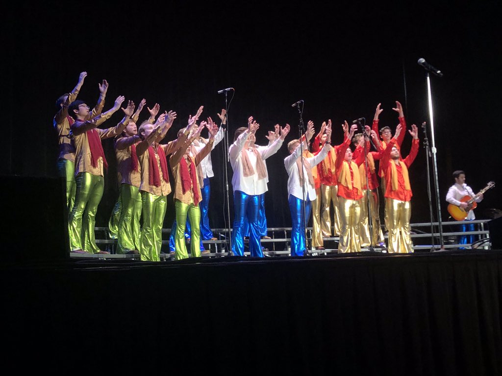 <a href="/UofLTriangle/">Triangle Fraternity</a> just showed us the three elements -earth, fire, and wind- so amazingly. Like this post if they should win people’s choice