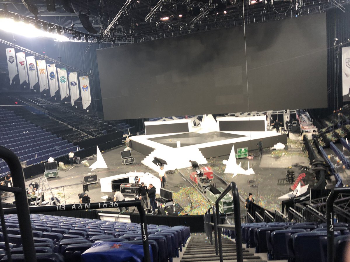RoyalSlothKing's tweet photo. F #SixInvitational https://t.co/I682h682OX