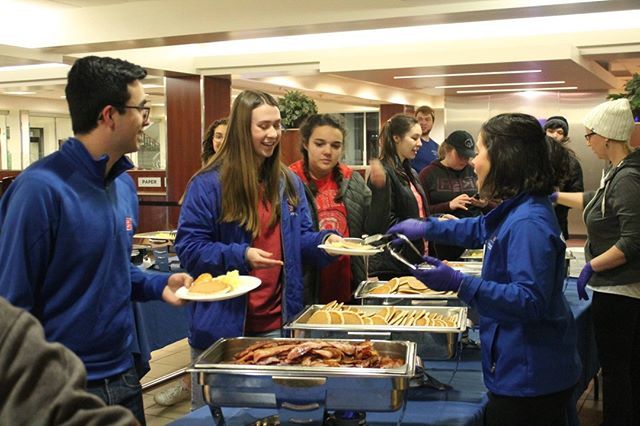 getinvolvedBSU's tweet photo. Working for Student Involvement is working to make campus the best it can possibly be. If you love Boise State, people and having fun do not wait any longer.... apply to work in the Student Involvement and Leadership Center today! #getinvolvedbsu #BoiseS… https://t.co/6a399DgjMi https://t.co/TGzaTlfO1w
