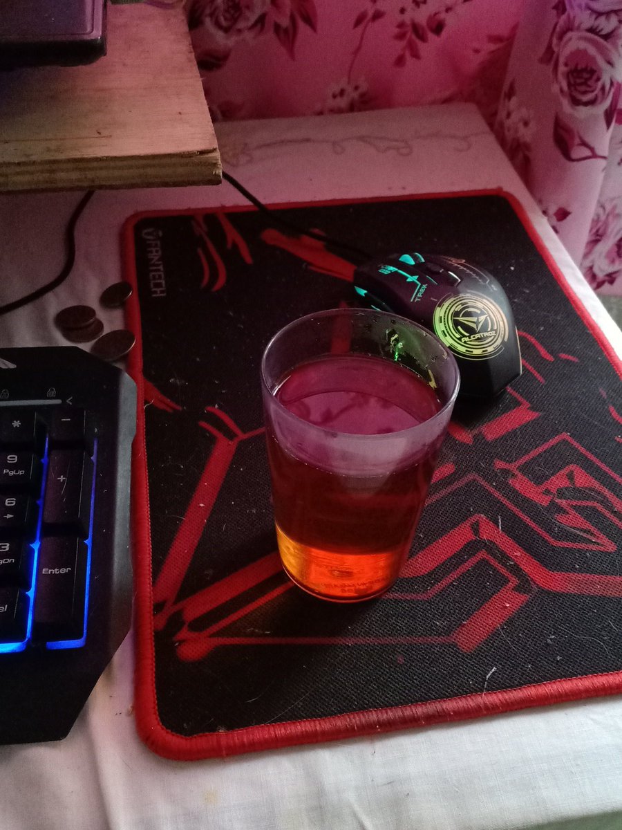 hate_takashi's tweet photo. morning tea https://t.co/KRgPZi5SJR