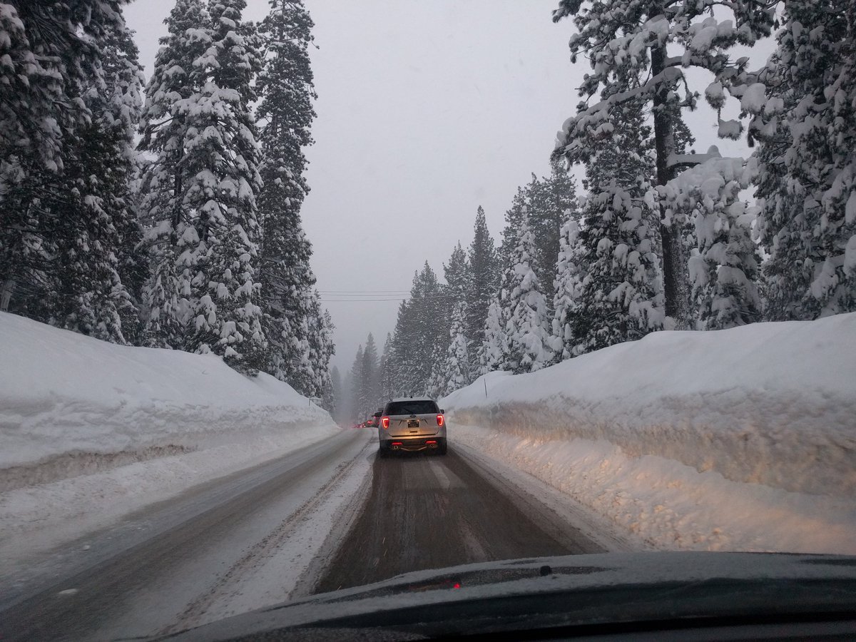 Jen_StarCrossed's tweet image. Trying to get back home &amp;amp; have just been crawling and stopping the whole way, fun times 😆.  #AreWeThereYet #Tahome