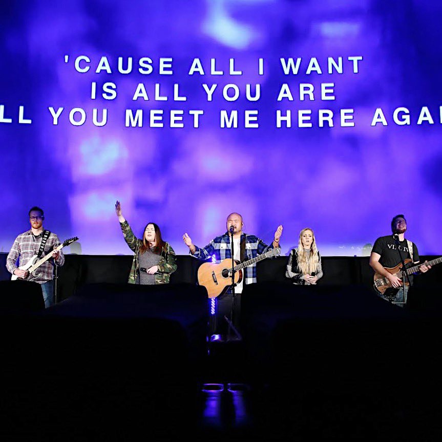 OneChurchMusic's tweet photo. Today did not disappoint, what a powerful time of worship together at both of our campuses!
Here’s our #SundaySetlist
Echo (Elevation Worship)
Who You Say I Am (Hillsong Worship)
Here Again (Elevation Worship)
#UsingMusicToUniteUs https://t.co/Za2wIpijFJ
