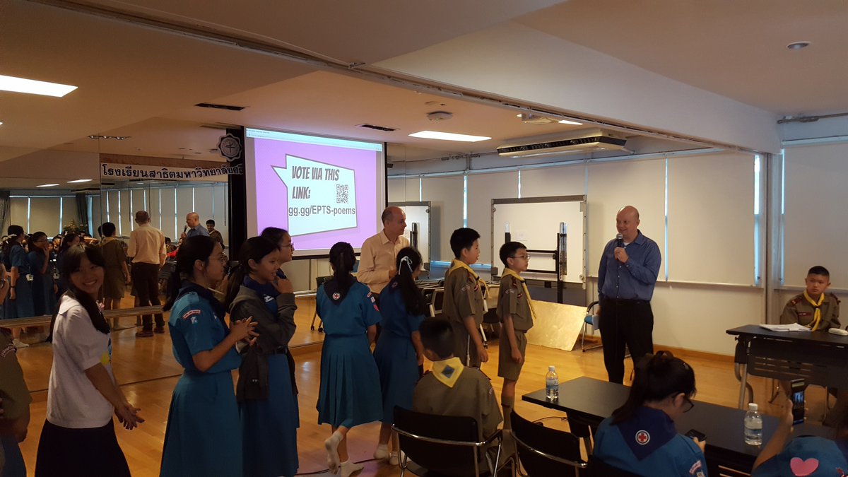 EPTSpatumwan's tweet photo. M1 weather poetry competition held at a joint EPTS Bookworms &amp; Climate Club meeting #STEAM https://t.co/5p59BnDUp1