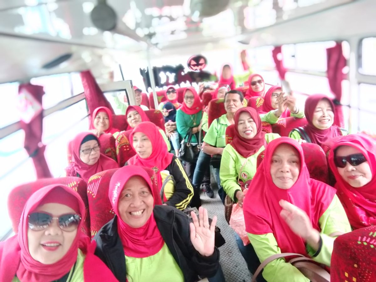 RSJD_Amino's tweet image. Klub  Jantung Sehat RSJD Dr. Amino Gondohutomo Provinsi Jawa Tengah  mengadakan kegiatan refreshing bersama di Bukit Sekipan Tawangmangu,  Karanganyar. (17/02/2019)
 #HospitalWithoutWall
 #PKRS Rsjd Amino
 #Promosi dan Pemberdayaan Masyarakat Tahun 2019