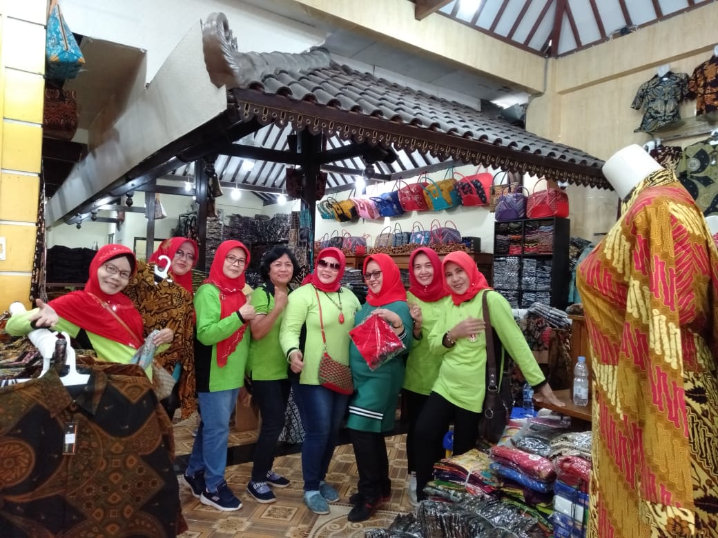 RSJD_Amino's tweet image. Klub  Jantung Sehat RSJD Dr. Amino Gondohutomo Provinsi Jawa Tengah  mengadakan kegiatan refreshing bersama di Bukit Sekipan Tawangmangu,  Karanganyar. (17/02/2019)
 #HospitalWithoutWall
 #PKRS Rsjd Amino
 #Promosi dan Pemberdayaan Masyarakat Tahun 2019