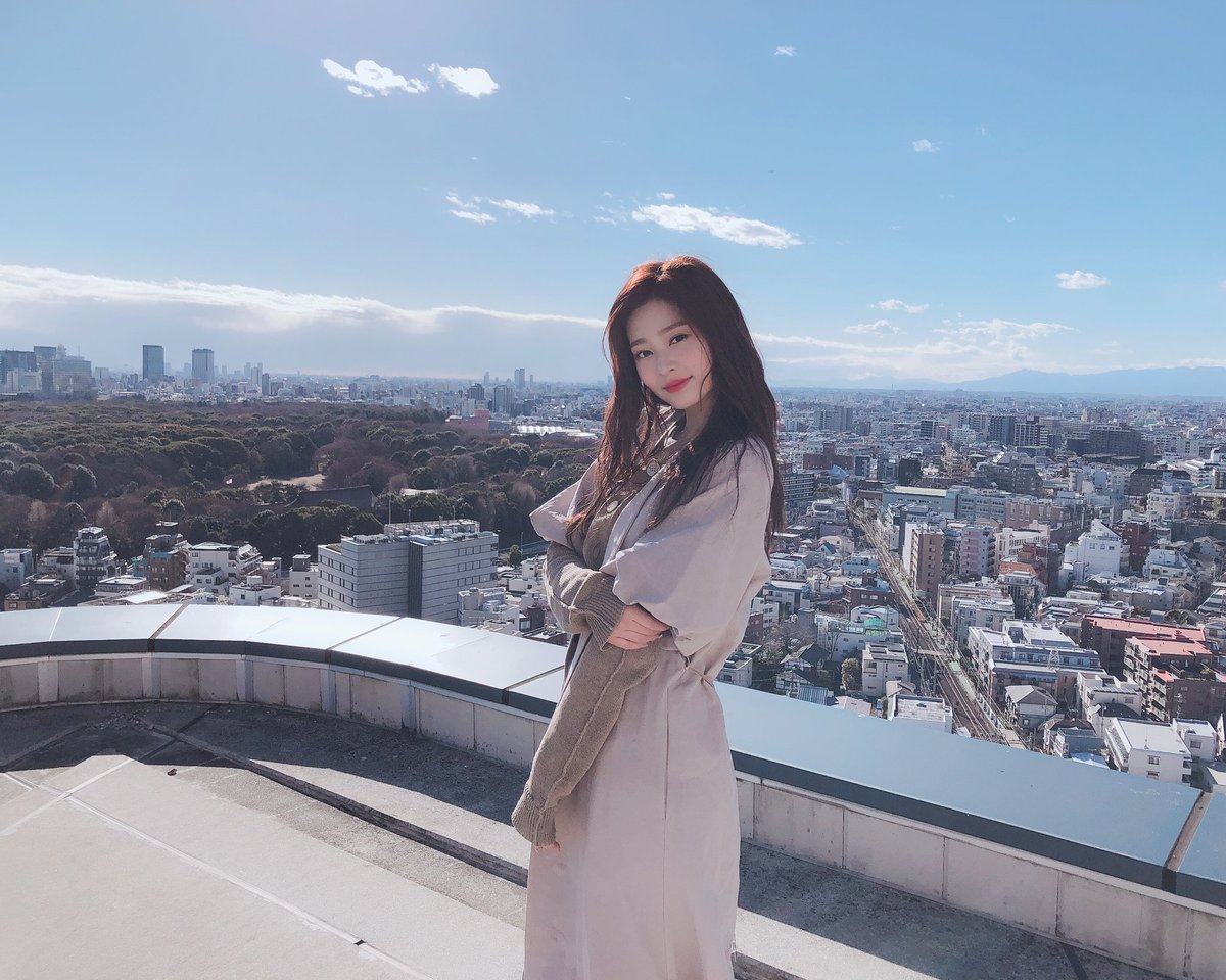 official_IZONE tweet media