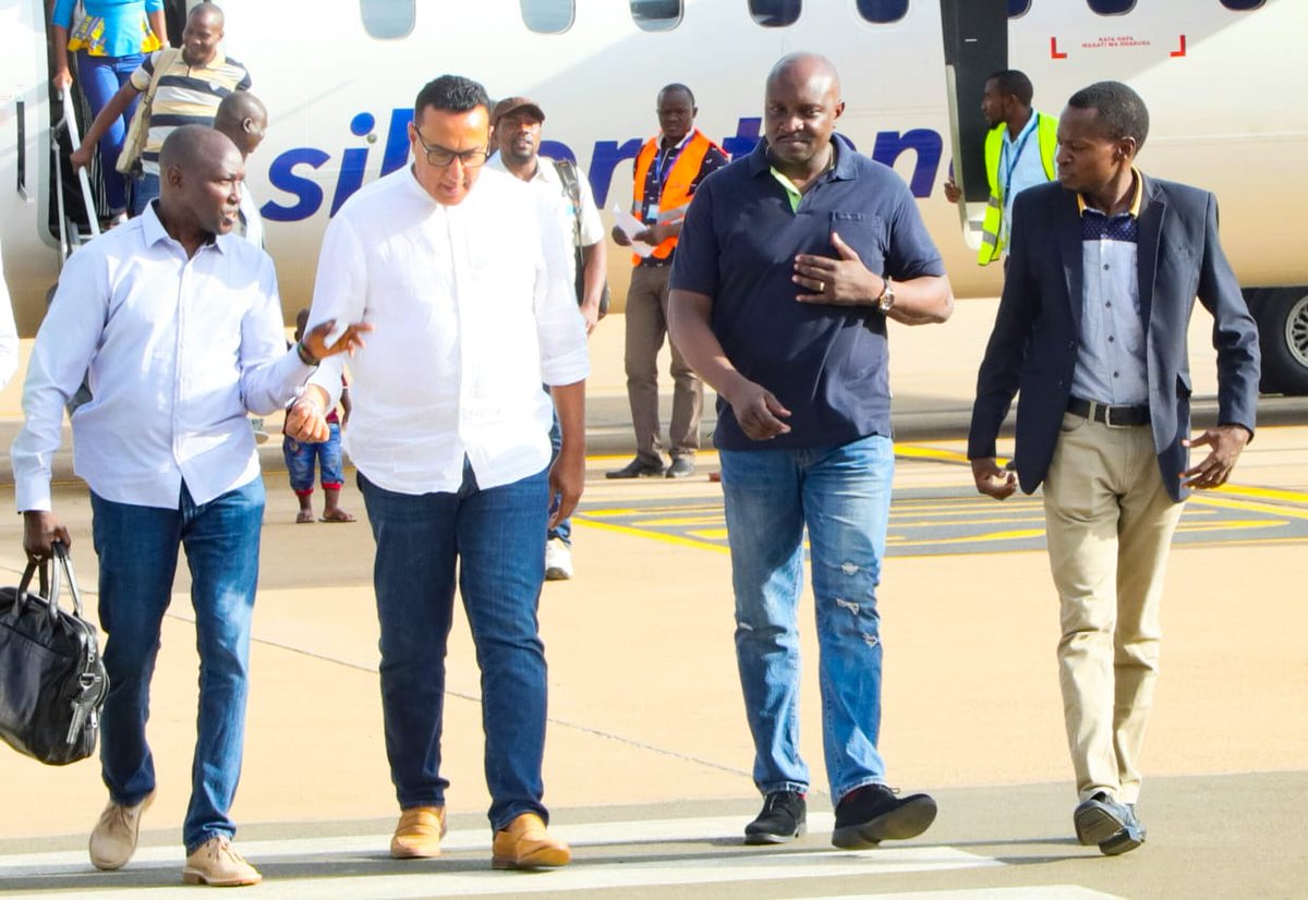 Min_TourismKE's tweet photo. CS @tunajibu is right now in @KisumuCountyKE for the Lake region tourism stakeholders' forum and also to appraise the tourism products and circuit together with @AnyangNyongo @JoeOkudo @magicalkenya @BrandKenya @kwskenya @Tourismfinance #TransformTourismKE https://t.co/Ugz0Kx9KTe