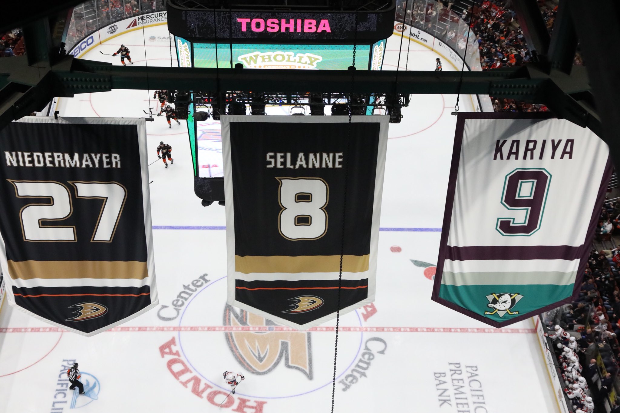 ducks retired jerseys