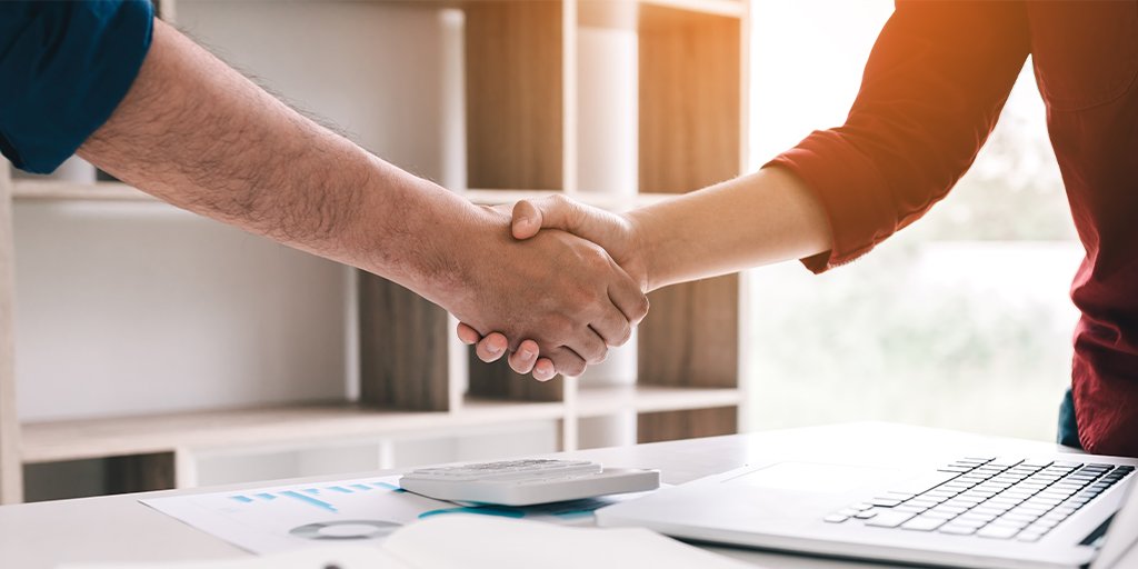 PropertyFileUK's tweet image. Could 'moral agreements' between buyers and sellers be the key to avoiding fall-throughs? snip.ly/ehgdta