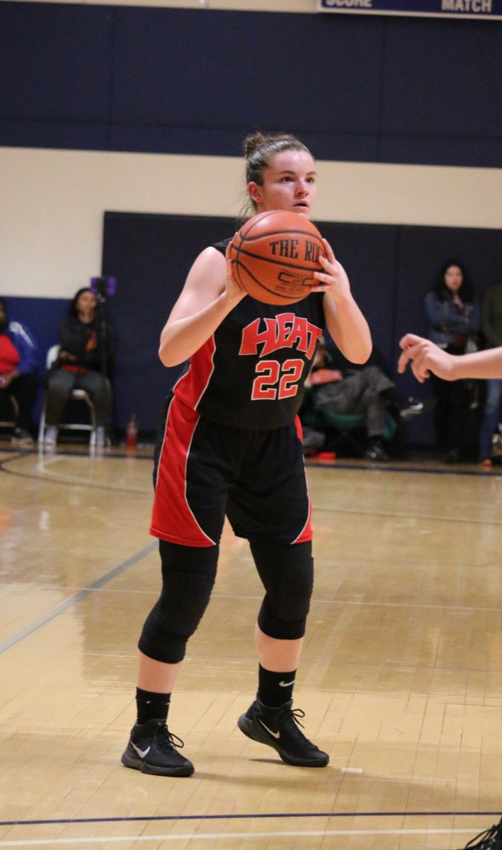CTHEAT's tweet photo. Congratulations to Alyssa Maraia, who will be taking her talents to Hiram College in Ohio next season to continue her basketball career🏀🔥 https://t.co/OzoslpqDIk