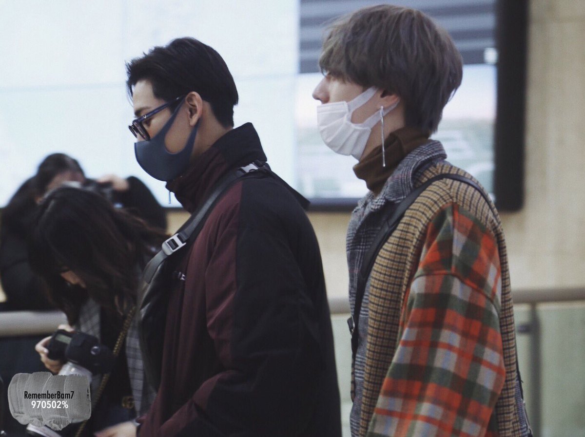 190217 GMP

🐍🐜

#BamBam #뱀뱀
#Yugyeom #유겸