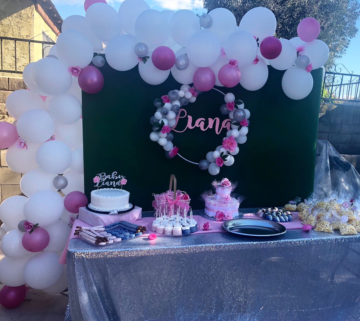 ImpressionsbyHM's tweet photo. #babyshower #babygirl #tutus #flowers #balloons #balloongarlands #balloongarland #balloomcolumns #bdayoutfit #customtutu #custombdayshirts #custombdaytutu #customfamilyshirts #decorations #customdecor #baby #babyboy #party #partyhats #costume https://t.co/sY6kP3niKn
