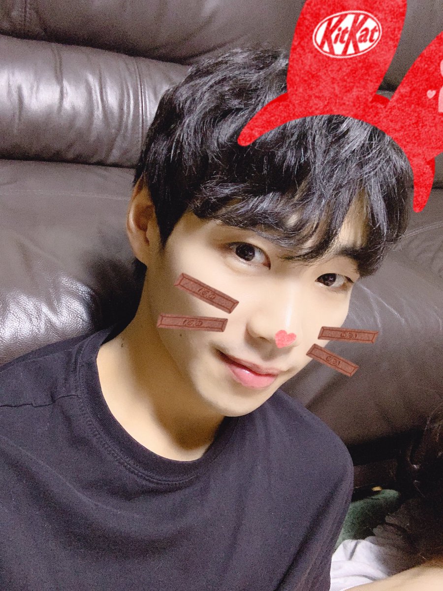 Hyun_sun2's tweet photo. 😊 https://t.co/jNerDhiF1U