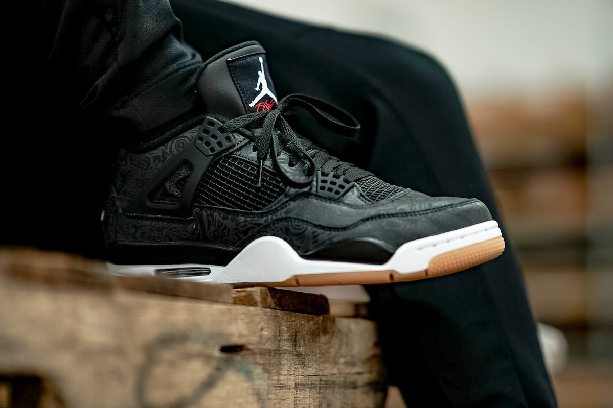 air jordan 4 retro se 30th anniversary