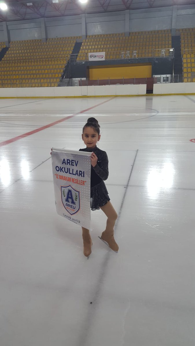 Bilim Sanat ve Sporda İz Bırakan Nesiller AREV'de yetişiyor!

Kocaeli'de yapılan Artistik Buz Pateni elemelerini başarıyla geçip Türkiye Şampiyonasına katılma hakkını elde eden öğrencimiz Bilge Duru KÖSE'yi tebrik ediyoruz.

#ArevOkulları #BilimSanatSpor #İzBırakanNesiller