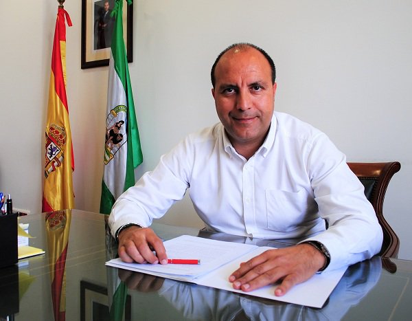 Otura reclama por carta a Hacienda 1,3 millones de euros retenidos "indebidamente" elindependientedegranada.es/economia/otura…