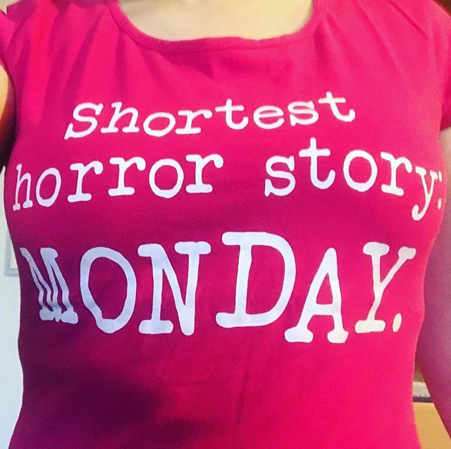 EkiTeebi's tweet photo. Wearing my feelings. #monday #INeedMoreWeekend #IAmSoMotivated https://t.co/GOp1vvcWVy https://t.co/qsVD0dEg67