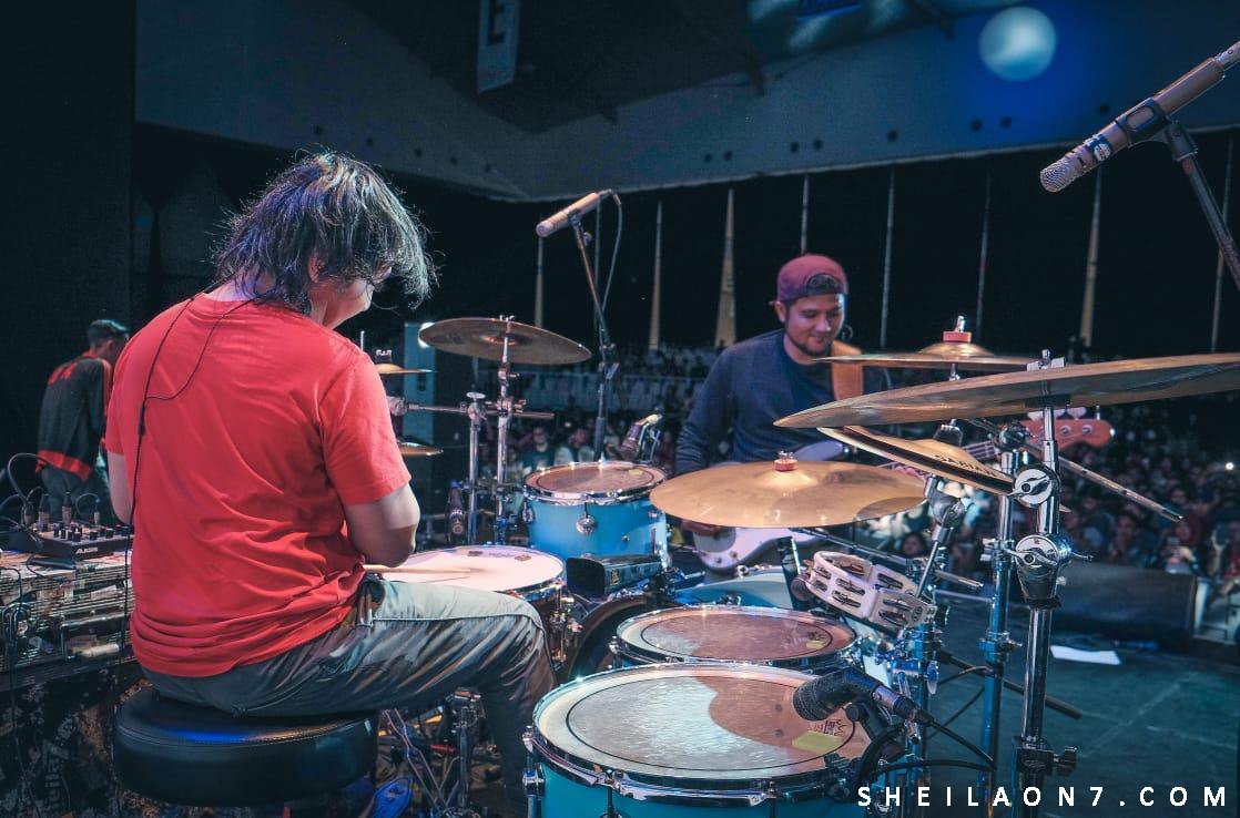 sheilaon7's tweet photo. "CIMB NIAGA XTRA XPO", ICE BSD City Hall Tangerang Selatan, Sabtu 16 Februari 2019.

#sheilaon7 #sheilaon7day #sheilagank #so7jakarta #SheilaonFebruary #PrivateEvent #CIMBNIAGA #xtraxpo #TangerangSelatan https://t.co/XIouT2dwid