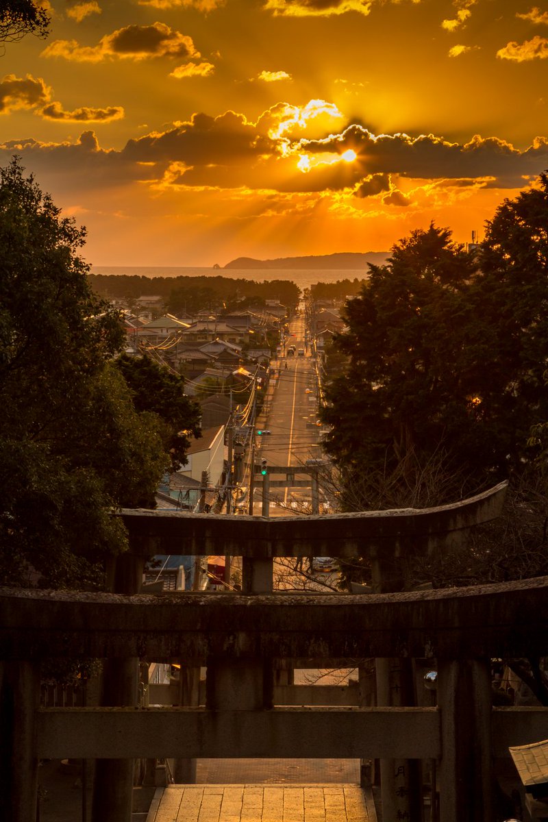 嵐のcmで話題 宮地嶽神社 の光の道がまさに奇跡の絶景 旅行 お出かけの情報メディア