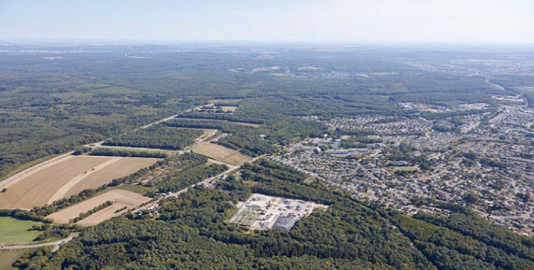 parcsdactivites's tweet photo. 👋 À la recherche d'un #terrain pour votre #entreprise à proximité de l' #Allemagne?  Plusieurs #parcelles de 1000 m² à 16 ha sont disponibles à la frontière franco-allemande, en Moselle près de Creutzwald! Pour en savoir + : https://t.co/pn4rRwDATx @MAttractivite https://t.co/C0xBxu7ZZn